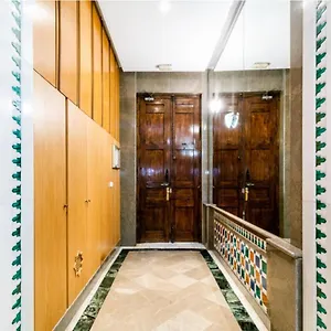 Qh Reyes Catolicos Apartment